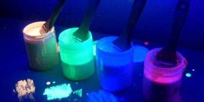 Comment décorer une pièce avec de la peinture phosphorescente ?